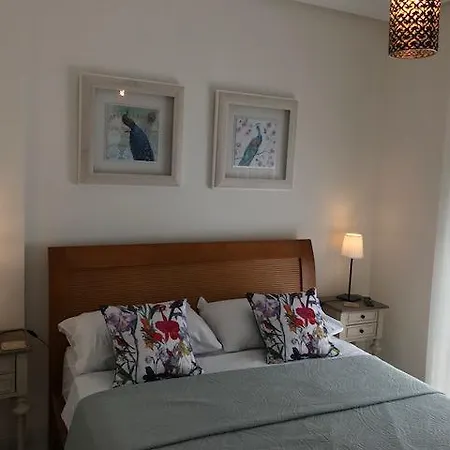 52 Lomas Villa
